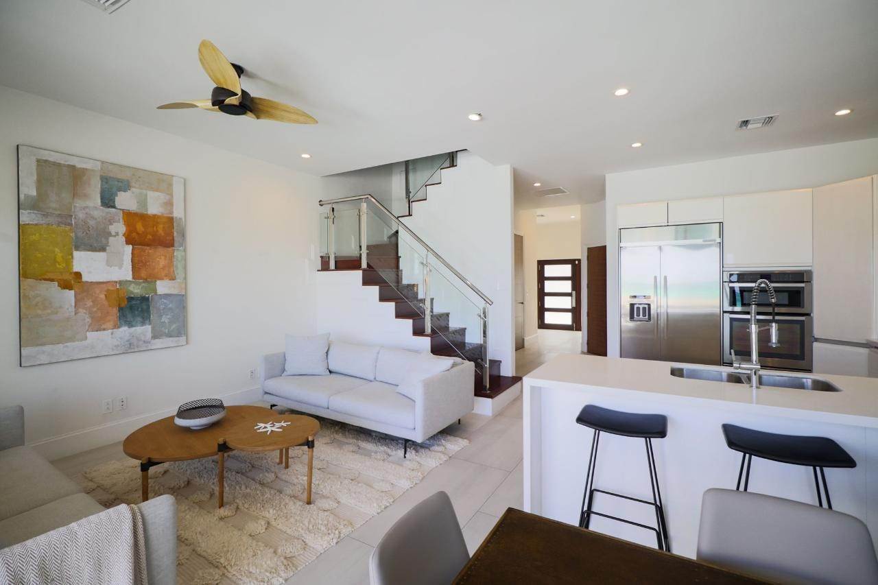 8. Condominiums for Sale at Cable Beach, Nassau and Paradise Island, Bahamas