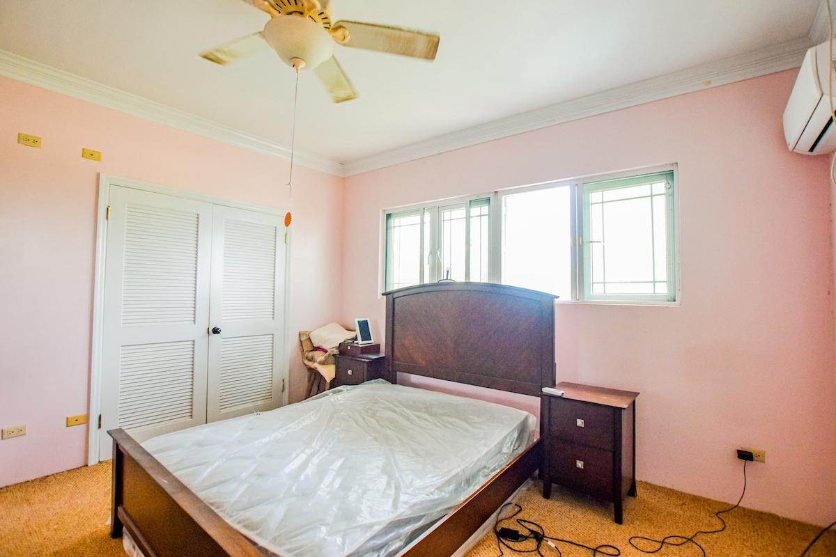 8. Single Family Homes for Sale at Yamacraw, Nassau and Paradise Island, Bahamas