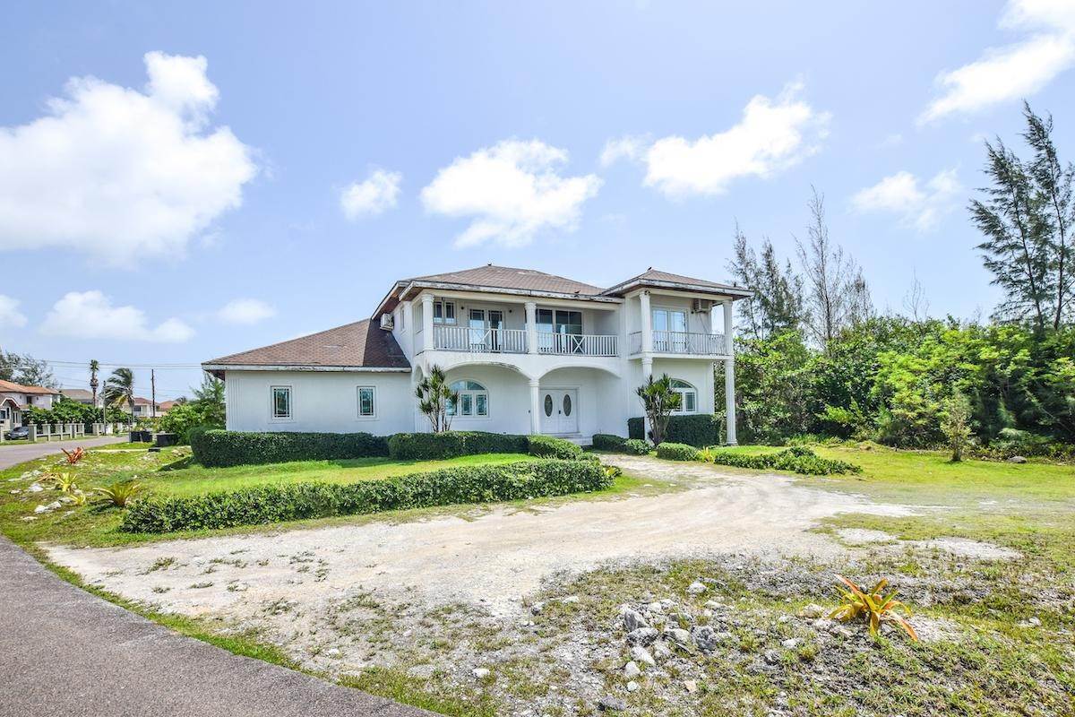 12. Single Family Homes pour l Vente à St Andrews Beach, Yamacraw, New Providence/Nassau, Bahamas