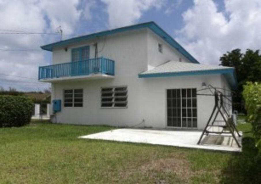 Single Family Homes por un Venta en Airport Industrial Park, Nueva Providencia / Nassau, Bahamas
