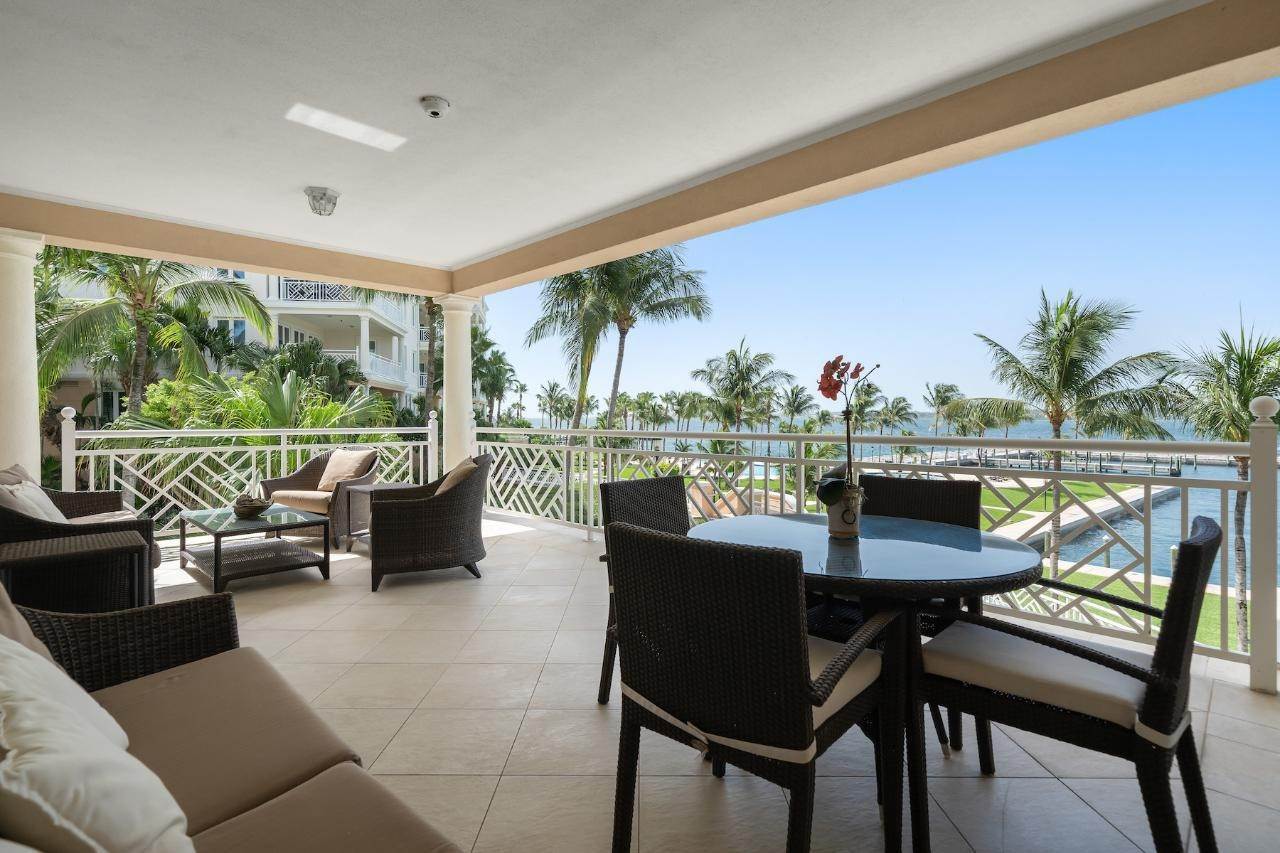 10. Condominiums for Sale at Ocean Club Estates, Paradise Island, Nassau and Paradise Island, Bahamas