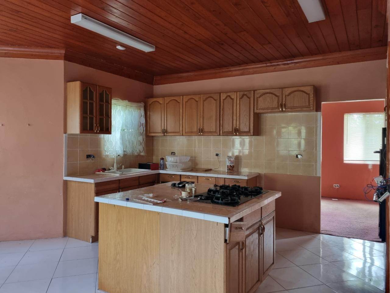 11. Single Family Homes for Sale at Adelaide, Nassau and Paradise Island, Bahamas