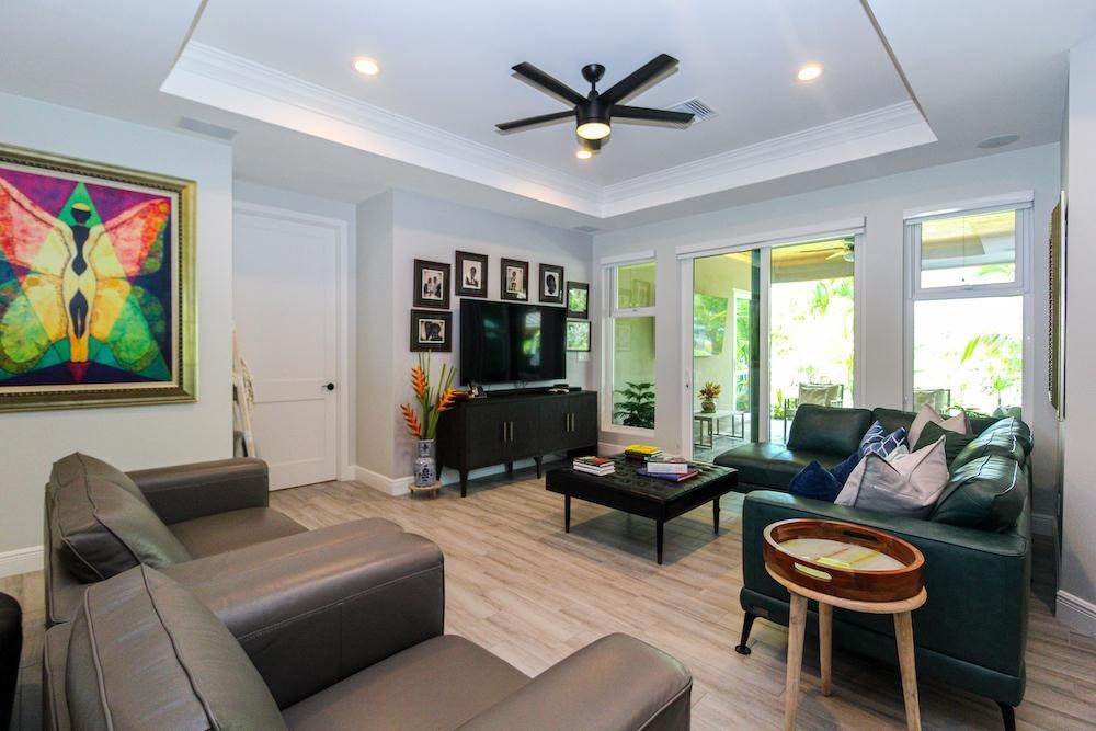 10. Single Family Homes 为 销售 在 Fortune Bay, 大巴哈马/自由港, 巴哈马