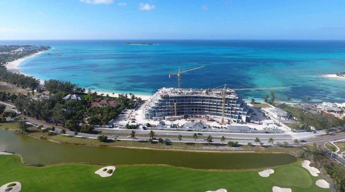 18. Condominiums for Sale at Cable Beach, Nassau and Paradise Island, Bahamas