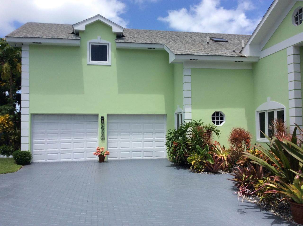 2. Single Family Homes for Sale at Westridge Estates, Westridge, Nassau and Paradise Island, Bahamas