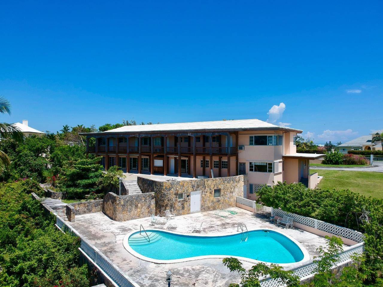 6. Single Family Homes for Sale at West Bay Street, Nassau and Paradise Island, Bahamas