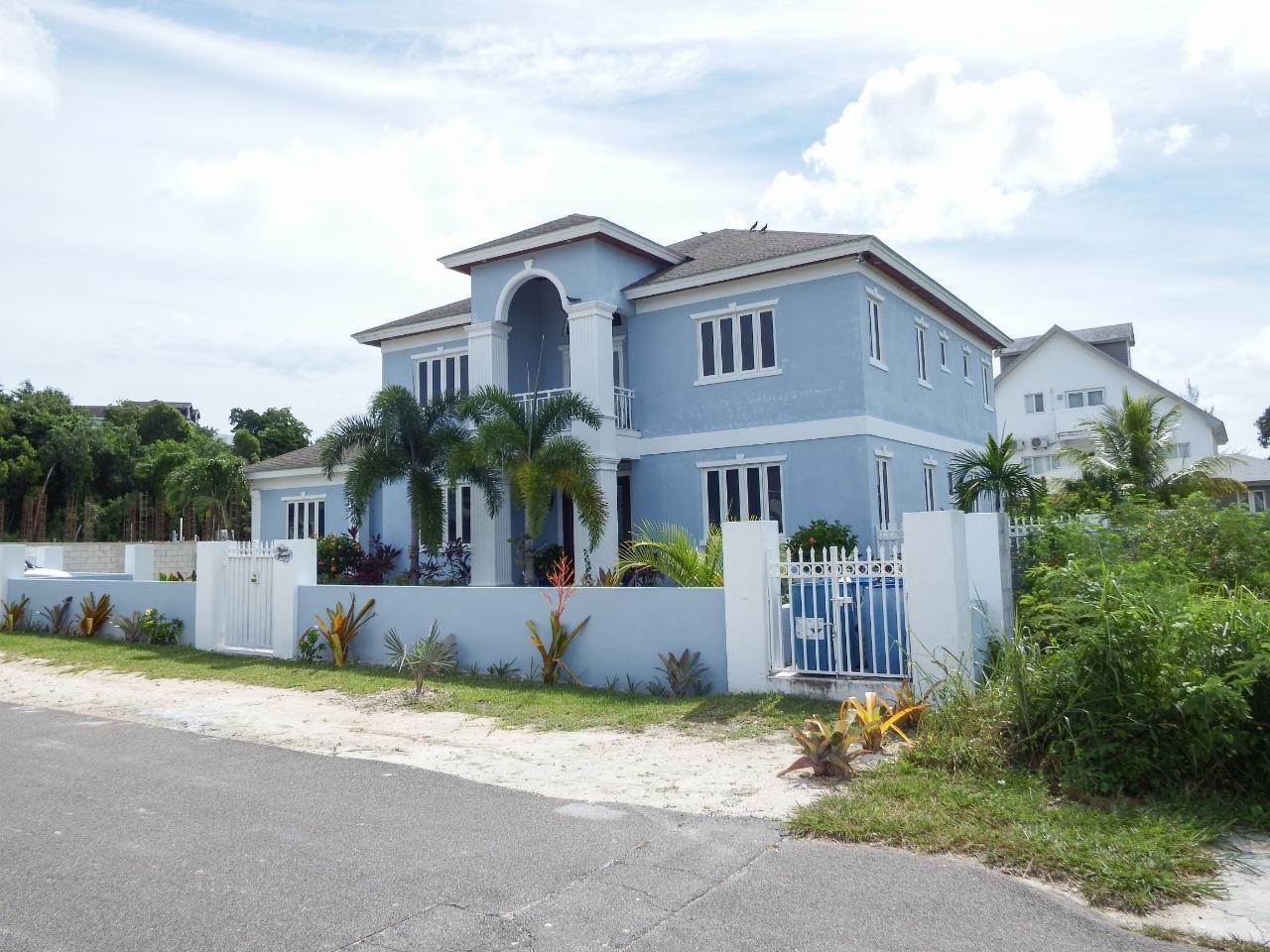 Single Family Homes por un Venta en South Westridge, Westridge, Nueva Providencia / Nassau, Bahamas