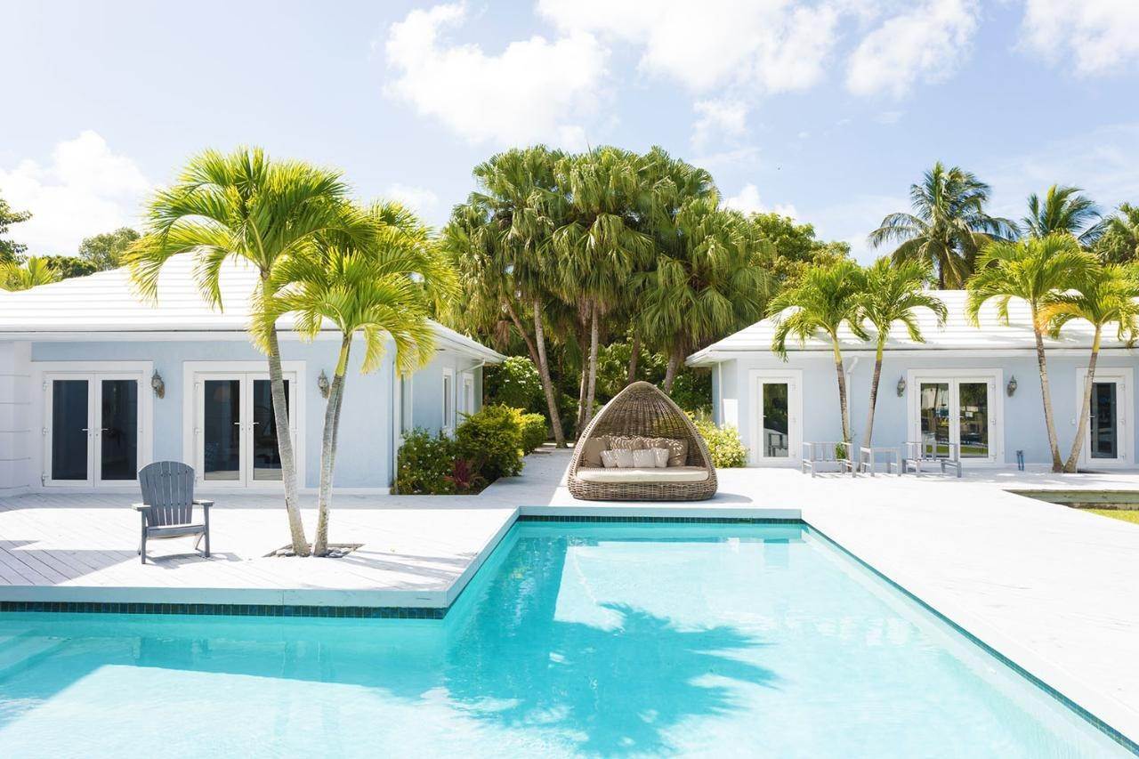 8. Single Family Homes for Sale at Lyford Cay, Nassau and Paradise Island, Bahamas
