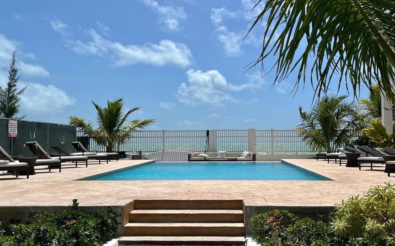 11. Condominiums for Sale at Coral Harbour, Nassau and Paradise Island, Bahamas