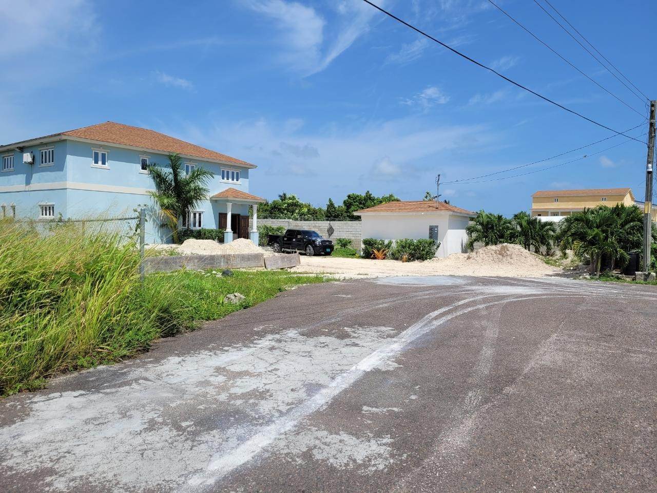 2. Single Family Homes for Sale at Carmichael Road, Nassau and Paradise Island, Bahamas