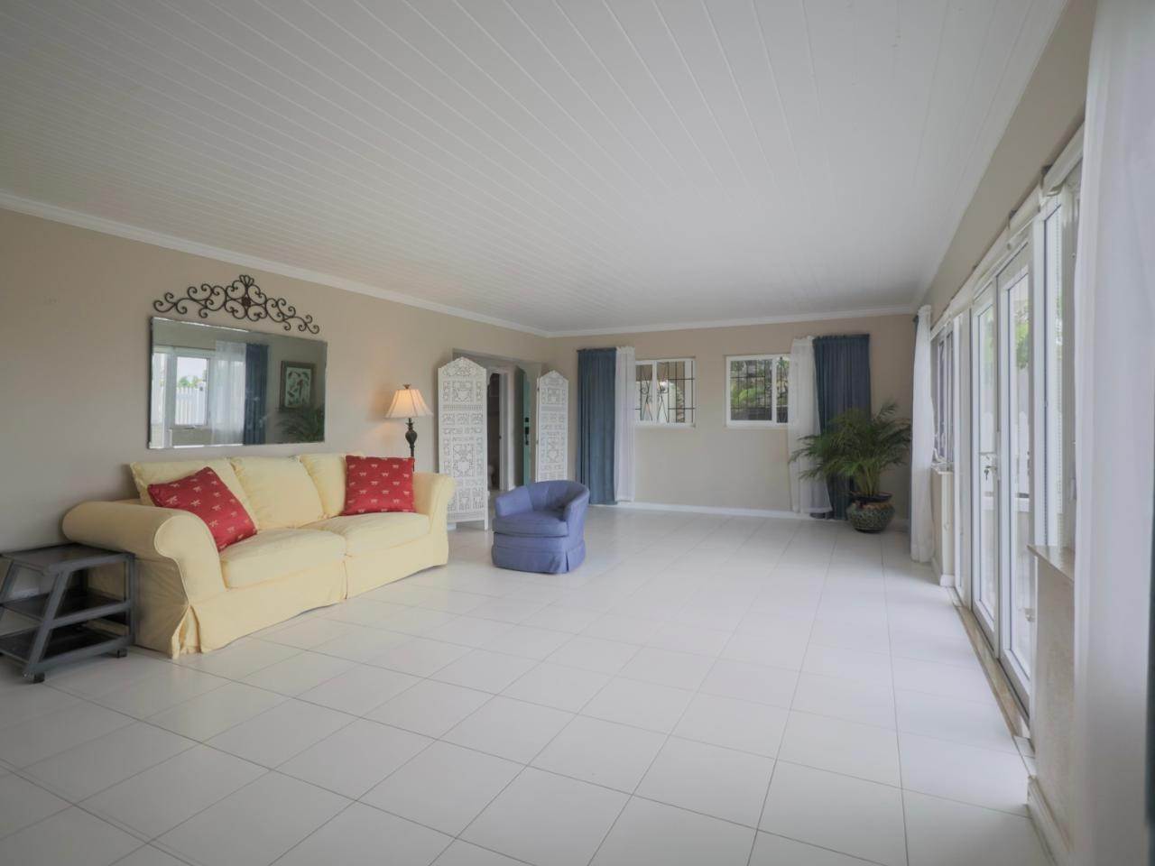 10. Single Family Homes for Sale at Winton Estates, Winton, Nassau and Paradise Island, Bahamas
