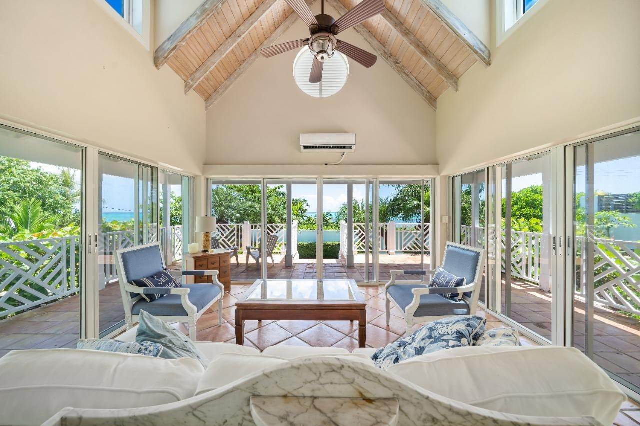 6. Single Family Homes for Sale at Orange Hill, West Bay Street, Nassau and Paradise Island, Bahamas