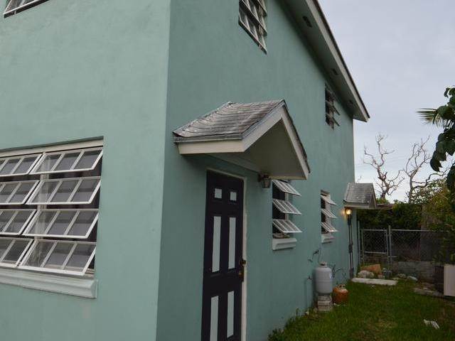 3. Single Family Homes for Sale at Eastern Road, Nassau and Paradise Island, Bahamas