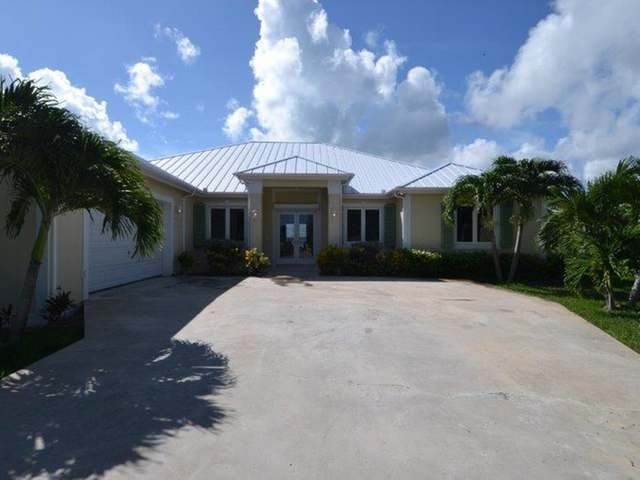 19. Single Family Homes for Sale at Windward Beach, Treasure Cay, Abaco, Bahamas