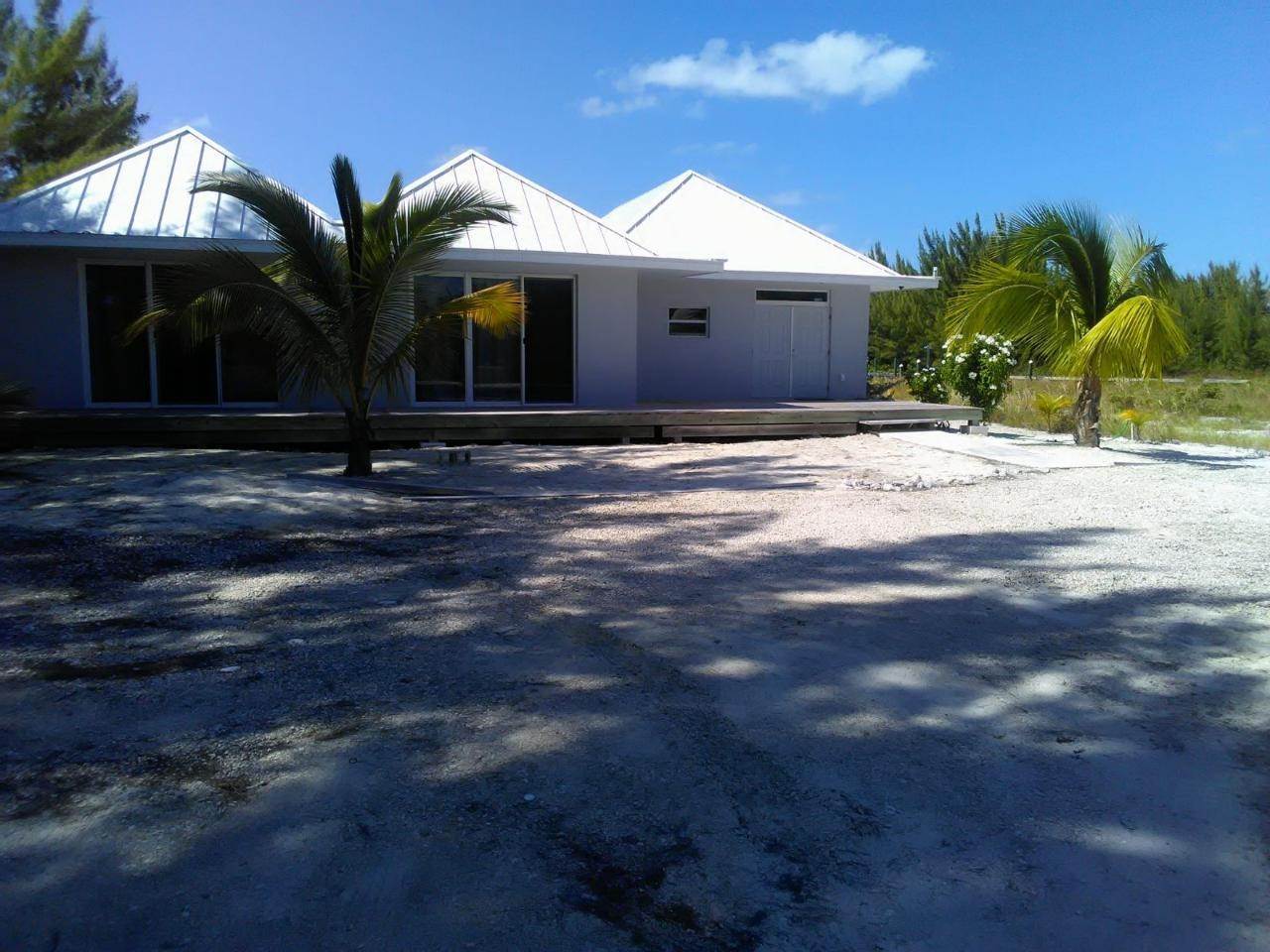 19. Single Family Homes for Sale at Galleon Bay, Treasure Cay, Abaco, Bahamas