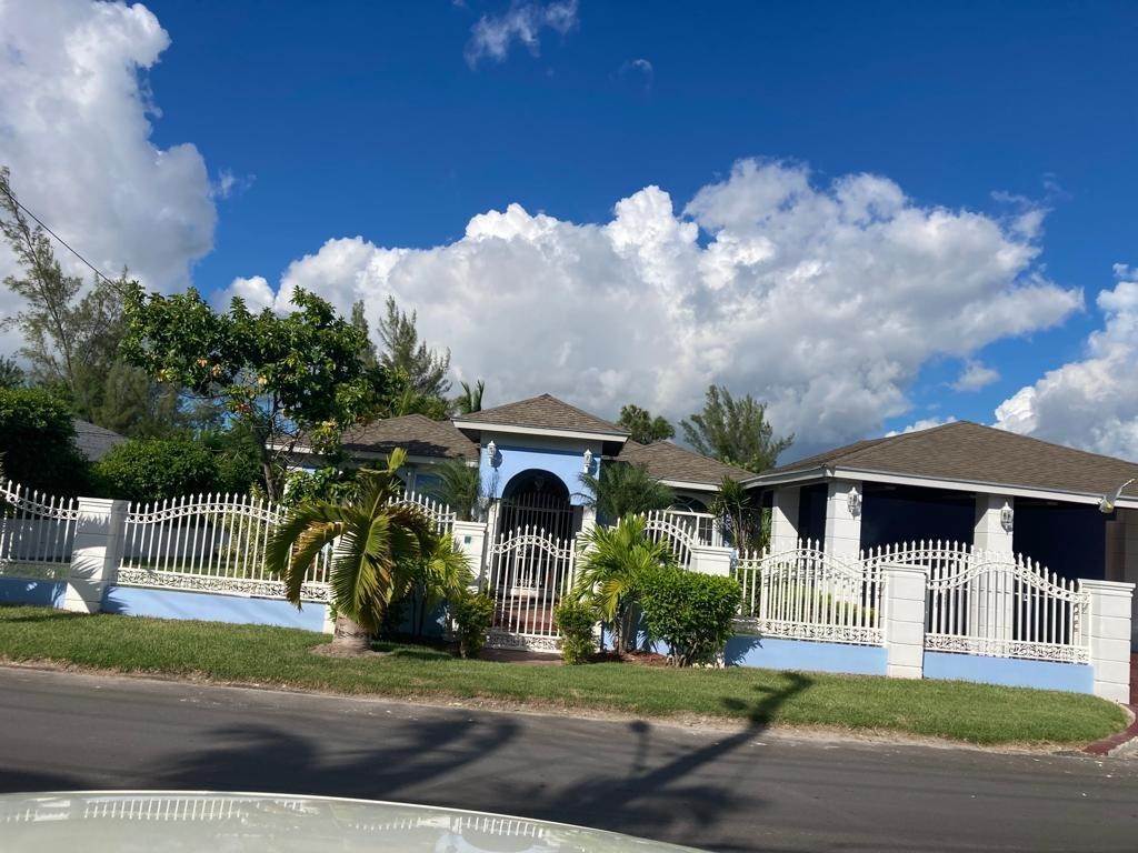 2. Single Family Homes bei Coral Harbour, New Providence/Nassau, Bahamas