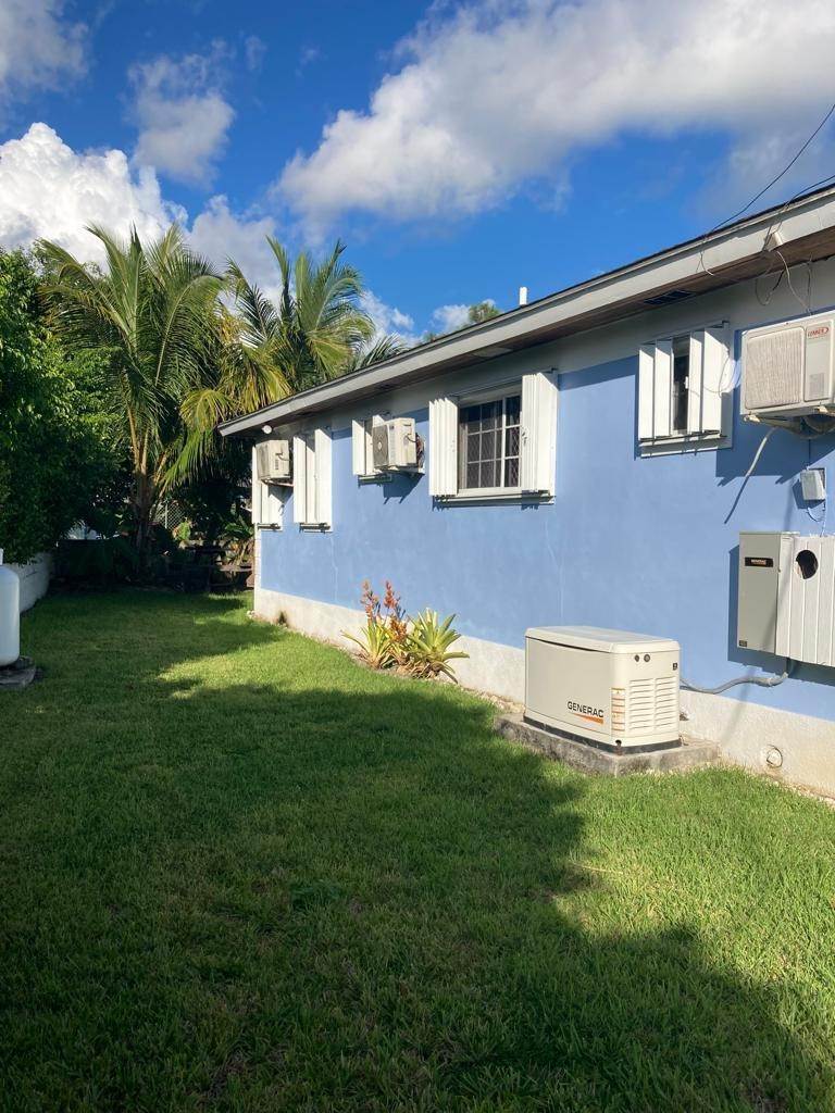 5. Single Family Homes at Coral Harbour, Nassau and Paradise Island, Bahamas