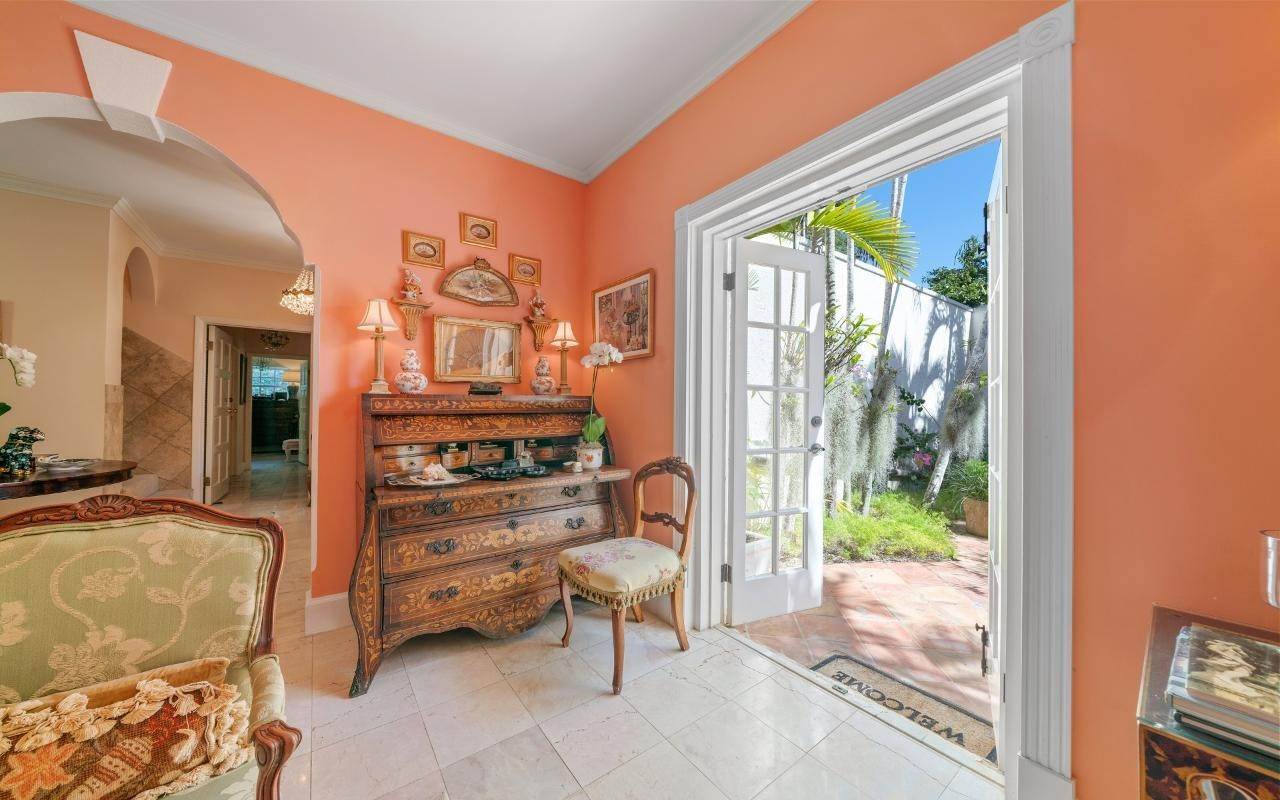 9. Single Family Homes for Sale at Lyford Cay, Nassau and Paradise Island, Bahamas