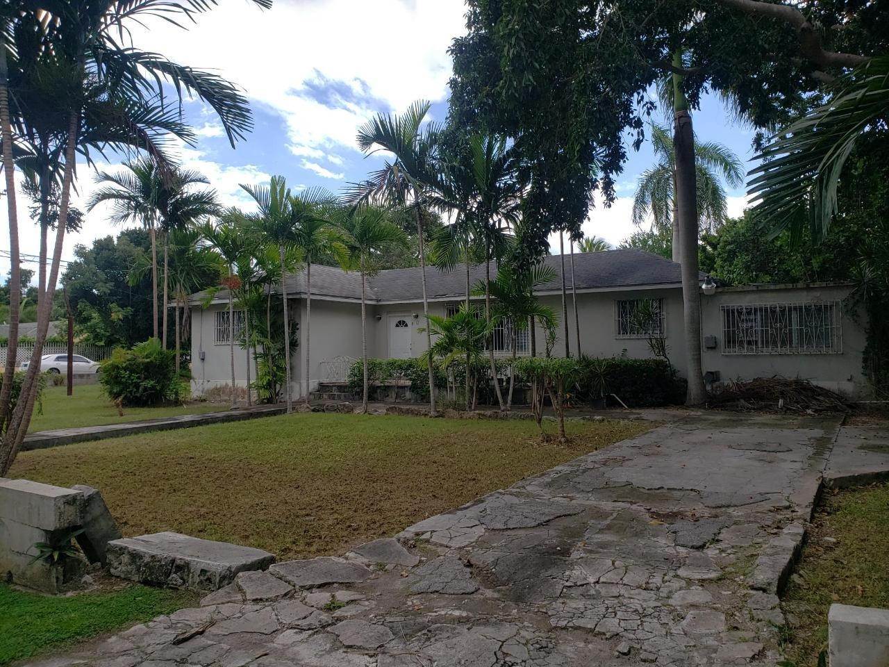 8. Single Family Homes for Sale at Village Road, Nassau and Paradise Island, Bahamas