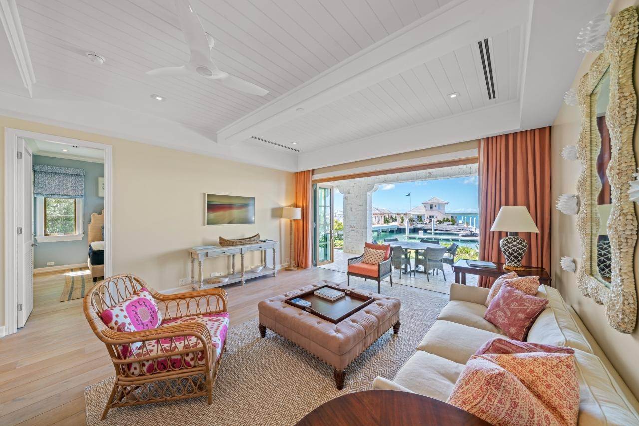 8. Condominiums for Sale at Harbour Island, Eleuthera, Bahamas