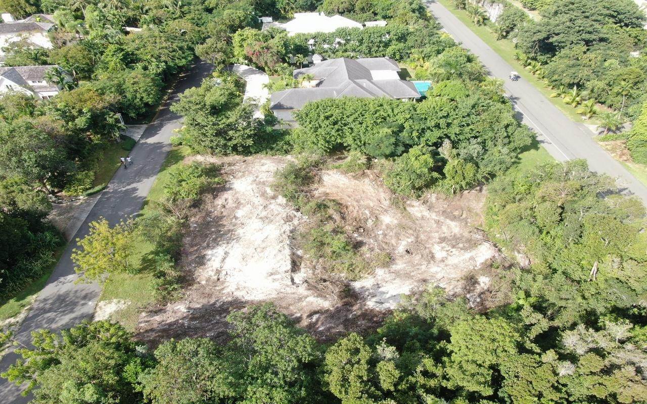 7. Lots / Acreage for Sale at Lyford Cay, Nassau and Paradise Island, Bahamas
