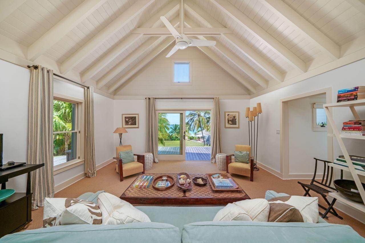 5. Single Family Homes for Sale at Harbour Island, Eleuthera, Bahamas