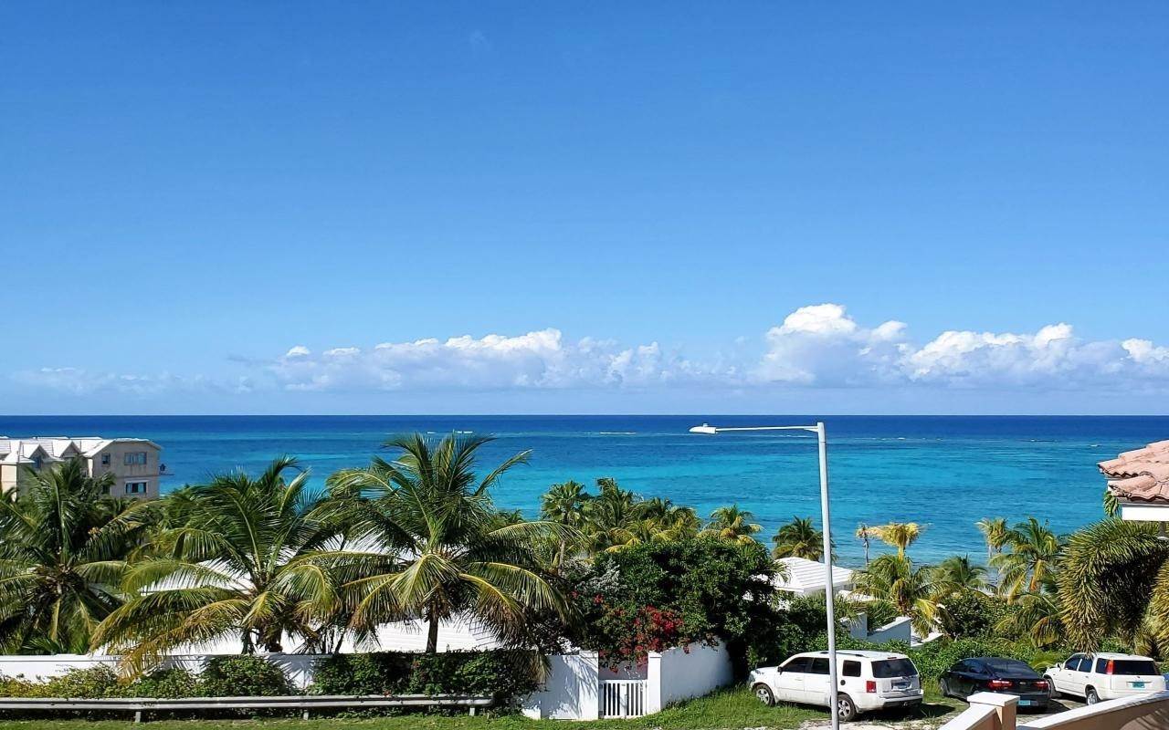 Condominiums for Sale at West Bay Street, Nassau and Paradise Island, Bahamas