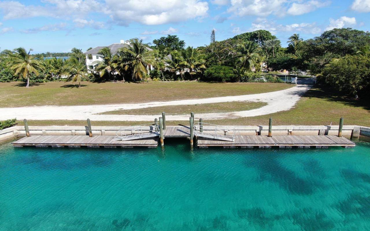 6. Lots / Acreage for Sale at Lyford Cay, Nassau and Paradise Island, Bahamas