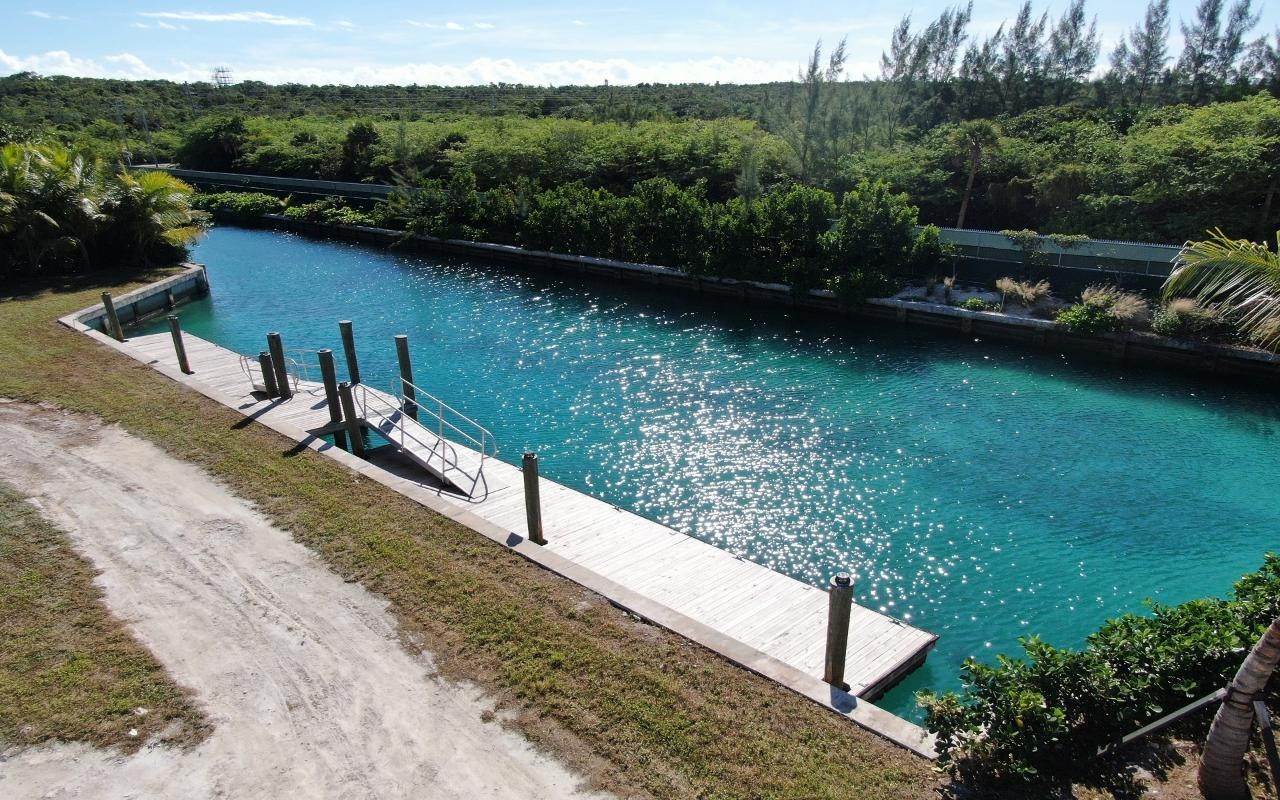 14. Lots / Acreage for Sale at Lyford Cay, Nassau and Paradise Island, Bahamas