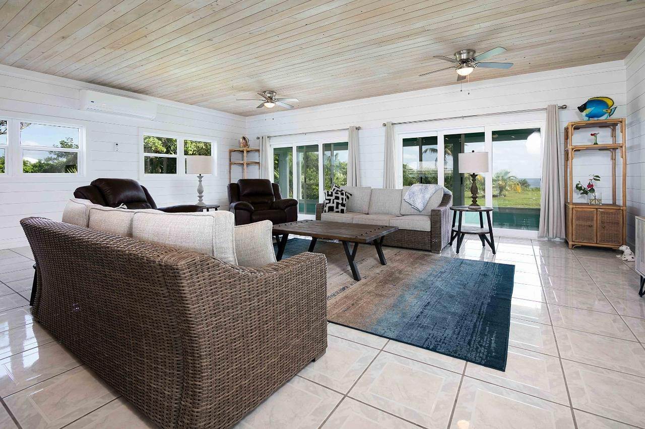 16. Single Family Homes for Sale at Elbow Cay, Abaco, Bahamas