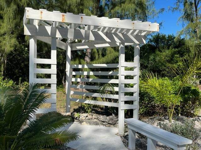 12. Single Family Homes for Sale at Palmetto Point, Eleuthera, Bahamas