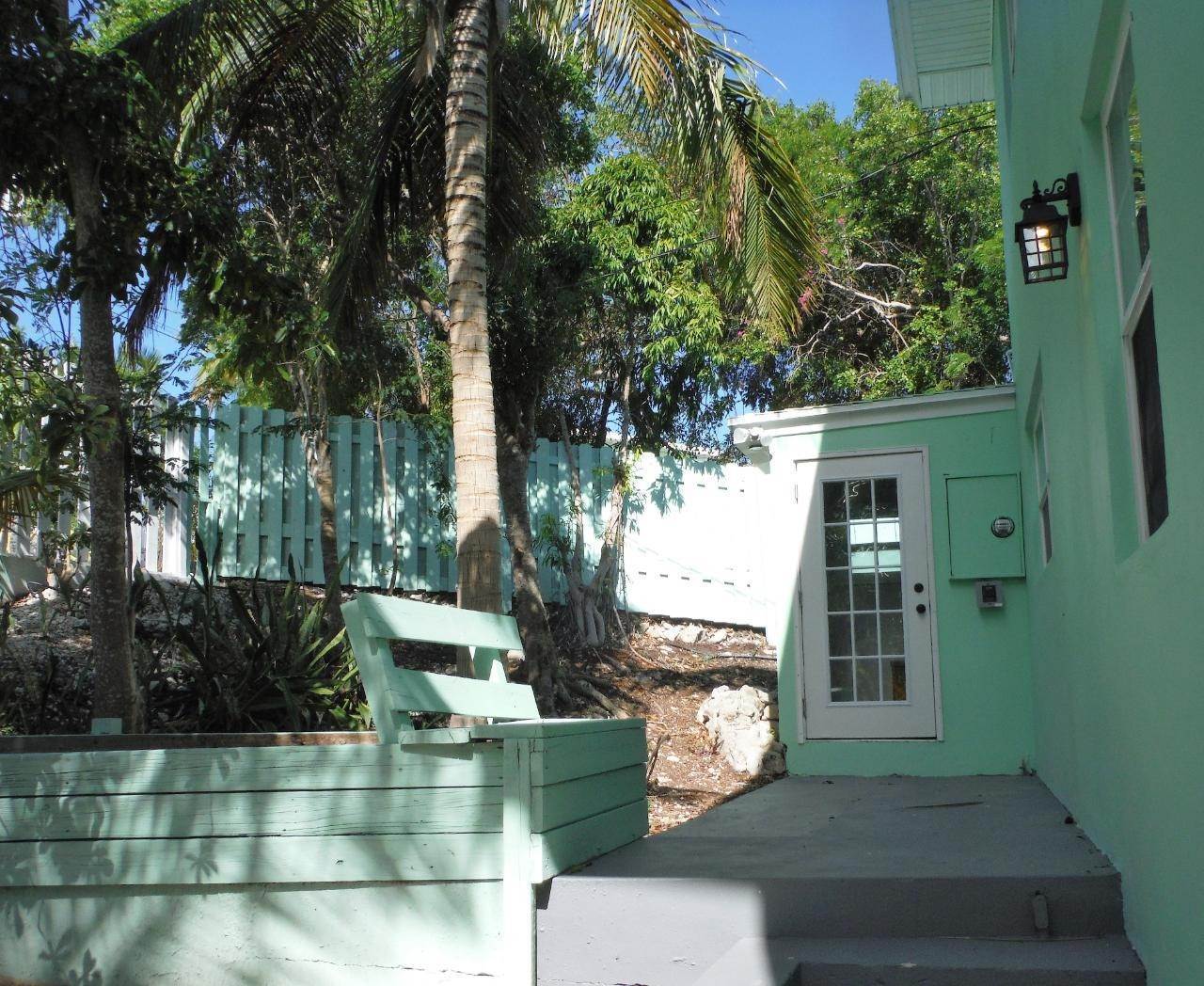 13. Single Family Homes for Sale at Exuma Harbour Estates, Exuma, Bahamas
