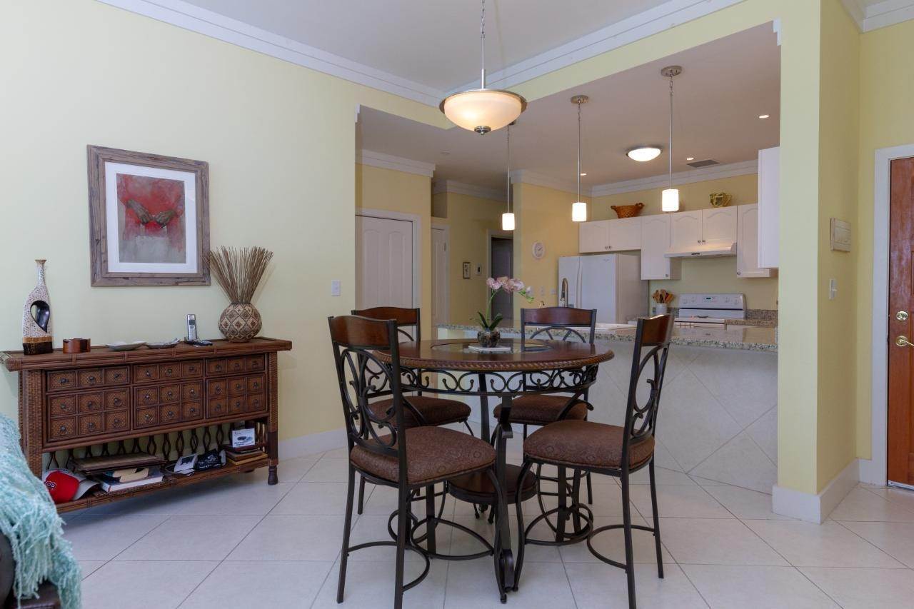 6. Condominiums for Sale at Royall Beach Estates, South Ocean, Nassau and Paradise Island, Bahamas