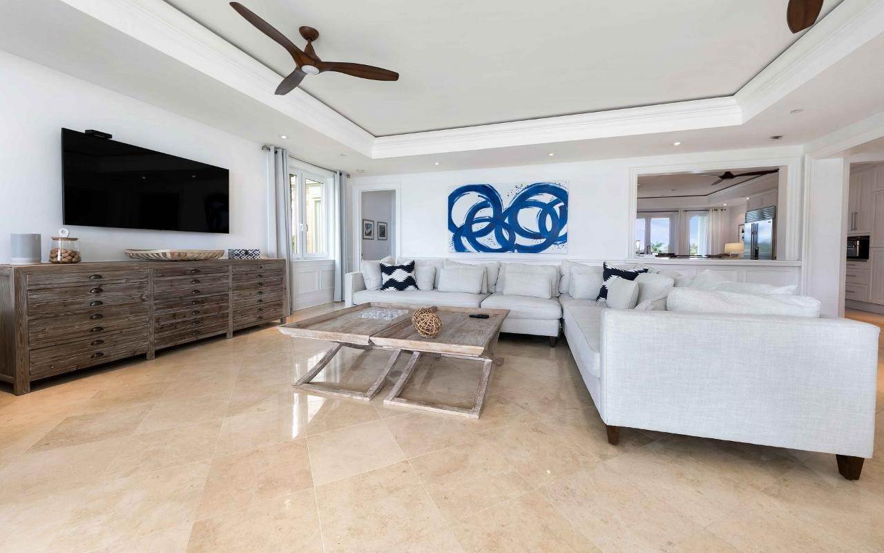 7. Condominiums at Ocean Club Estates, Paradise Island, Nassau and Paradise Island, Bahamas