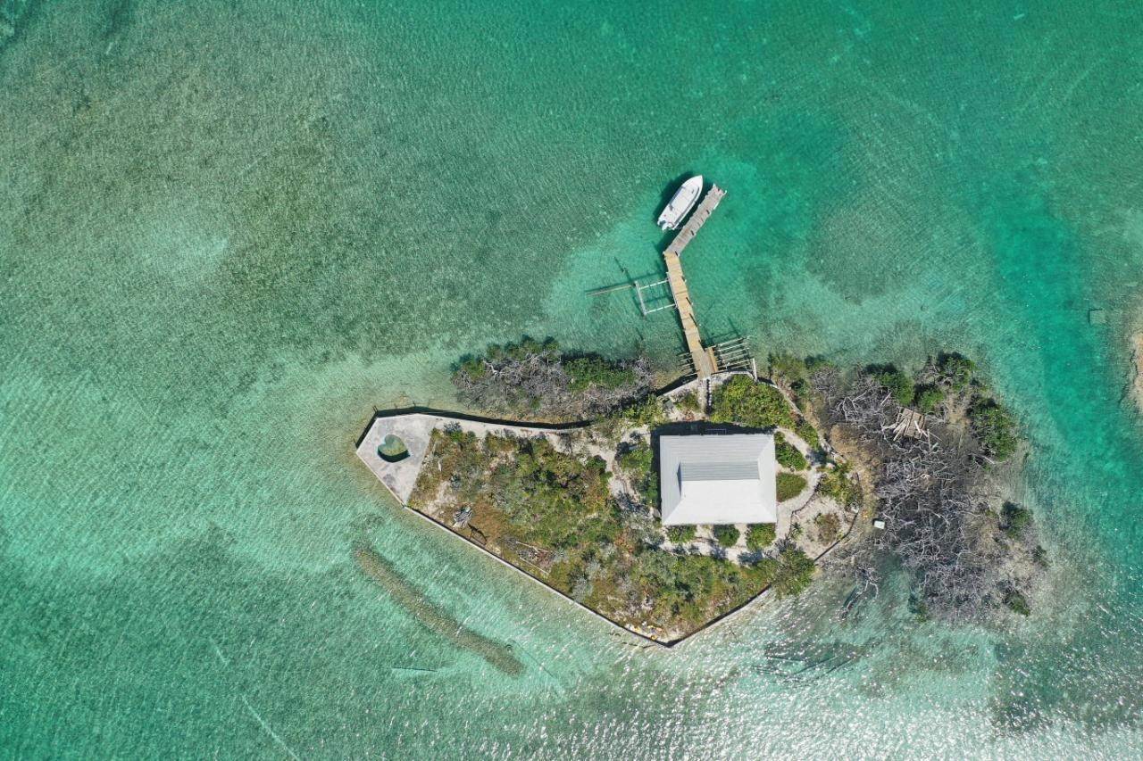 9. Single Family Homes for Sale at Man-O-War Cay, Abaco, Bahamas