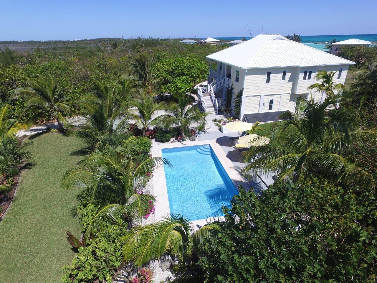 5. Single Family Homes pour l Vente à Green Turtle Cay, Abaco, Bahamas