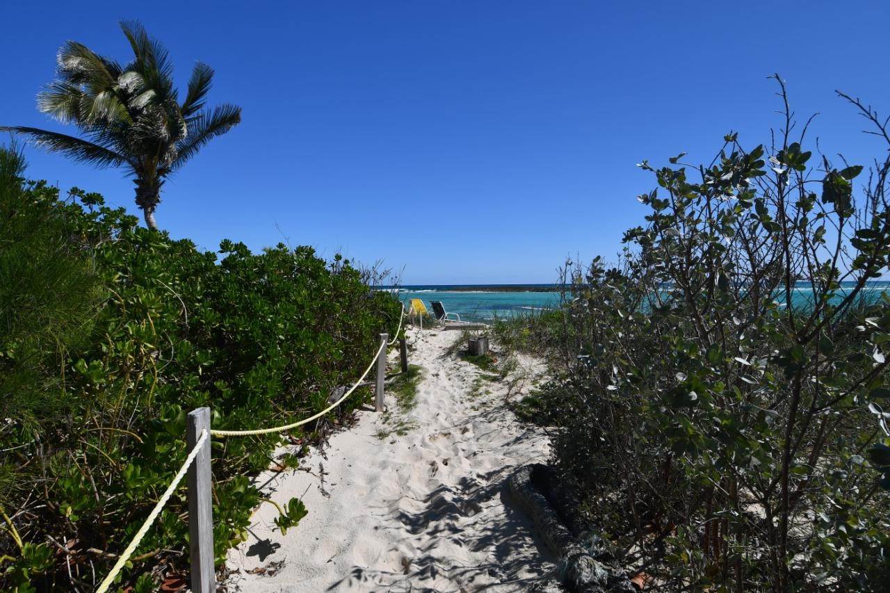 15. Single Family Homes pour l Vente à Green Turtle Cay, Abaco, Bahamas