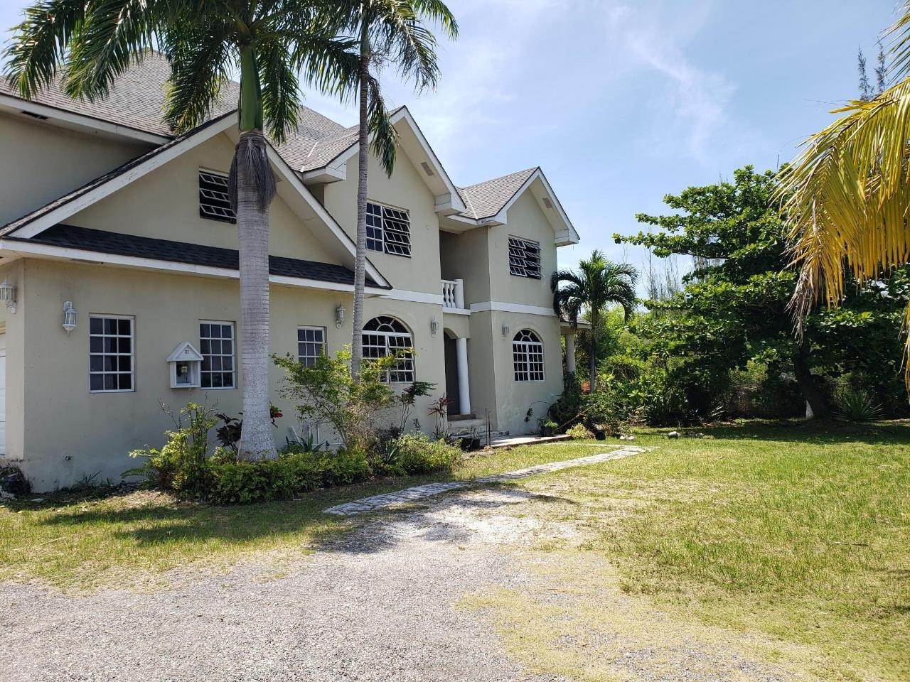 3. Single Family Homes for Sale at Westridge Estates, Westridge, Nassau and Paradise Island, Bahamas