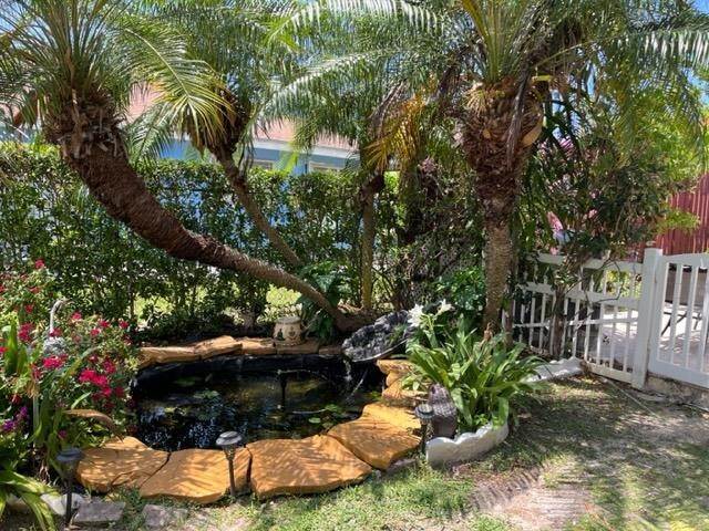 8. Single Family Homes for Sale at High Vista, Eastern Road, Nassau and Paradise Island, Bahamas