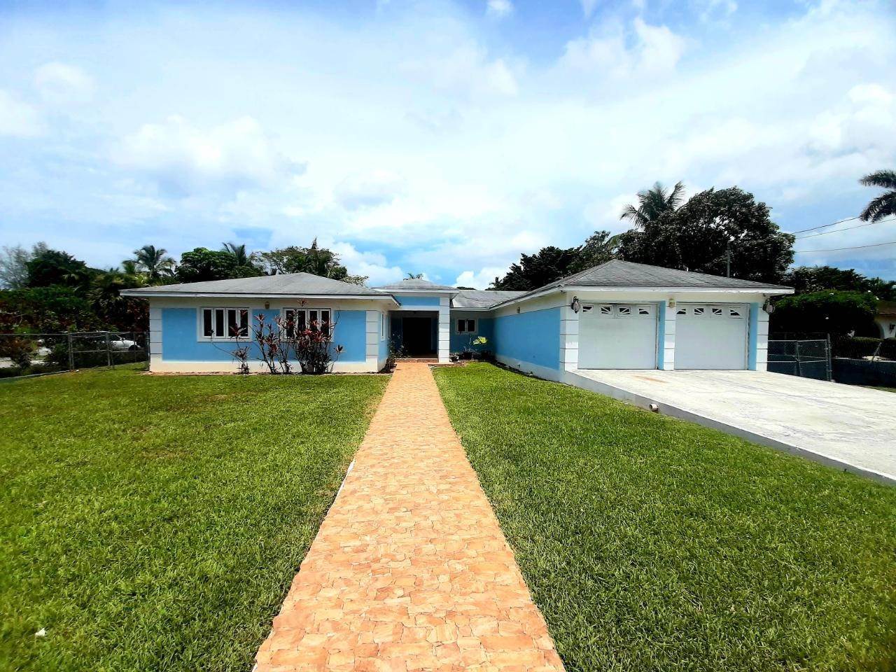 Single Family Homes for Sale at West Bay Street, Nassau and Paradise Island, Bahamas