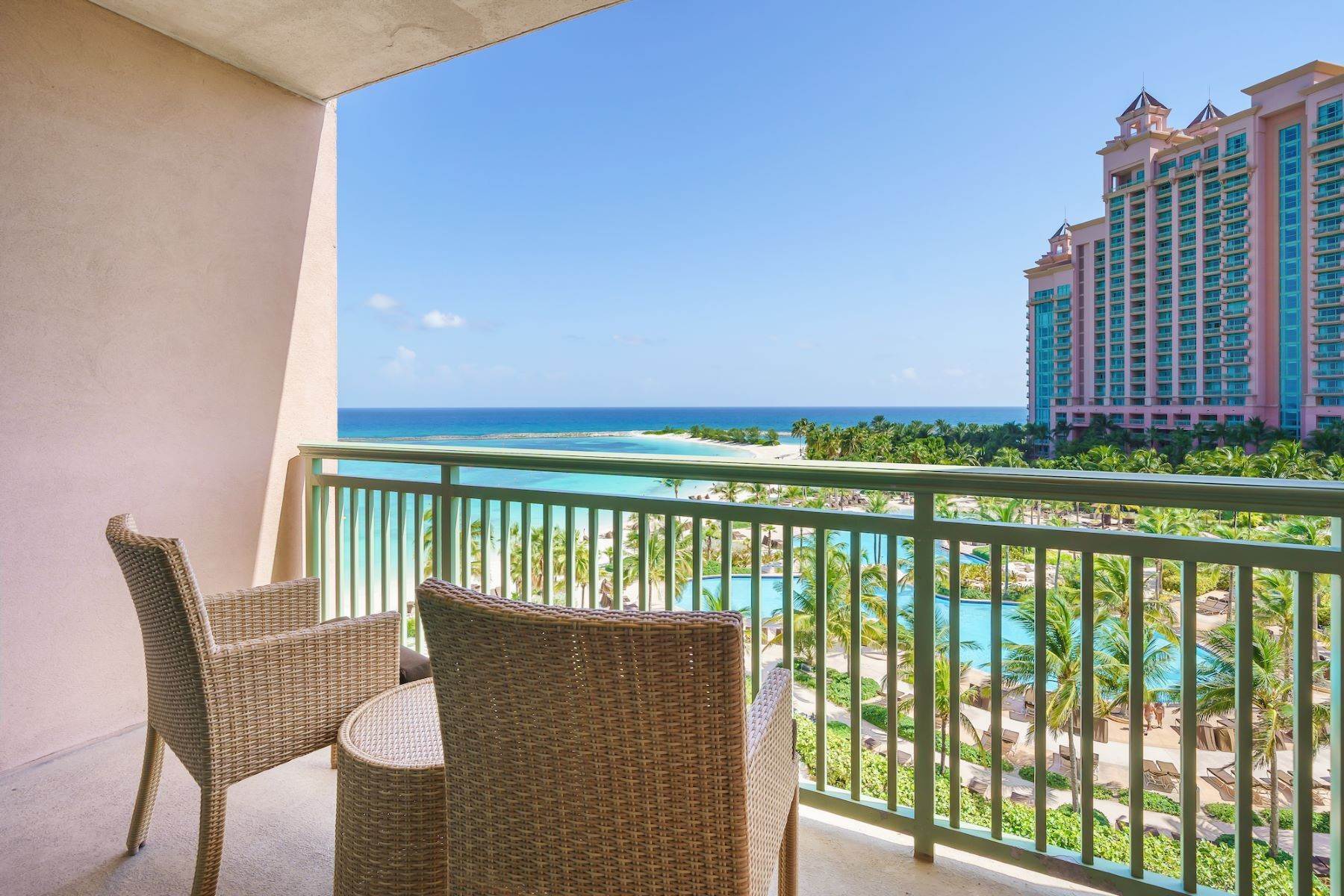 2. Condominiums for Sale at The Reef at Atlantis 19-902 Corner Unit with Wrap-Around Balcony Paradise Island, Nassau and Paradise Island, Bahamas
