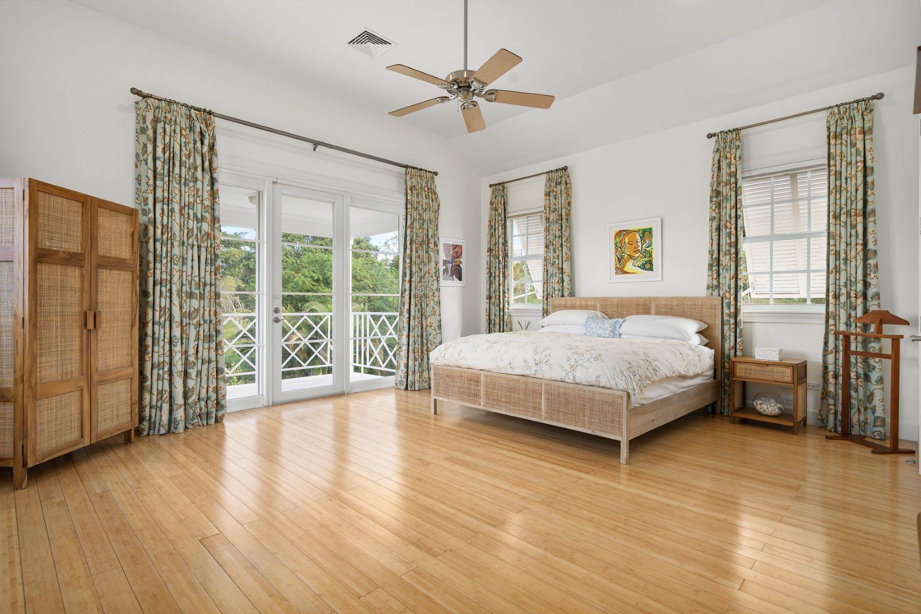 9. Single Family Homes for Sale at Brighton Villa Lyford Cay, Nassau and Paradise Island, Bahamas