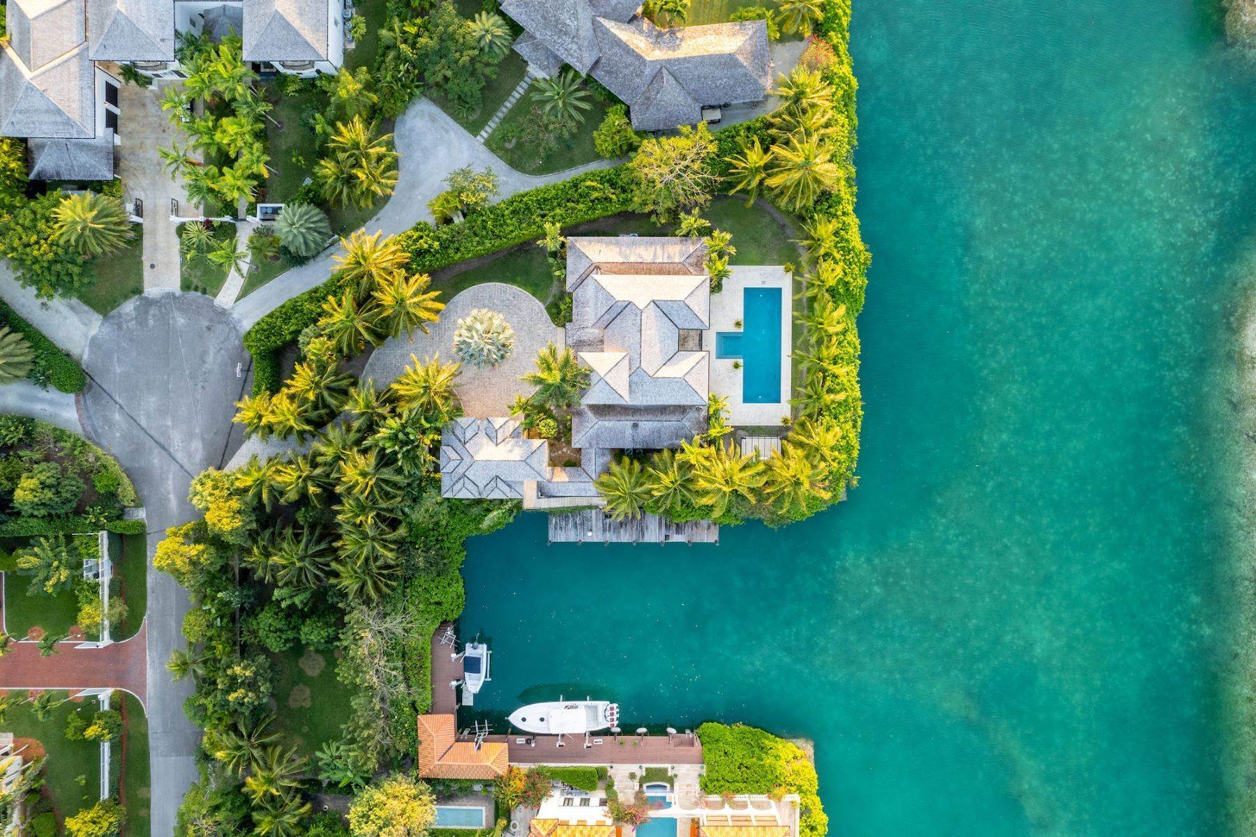 38. Single Family Homes for Sale at Amazonia House, Montagu Island Old Fort Bay, Nassau and Paradise Island, Bahamas