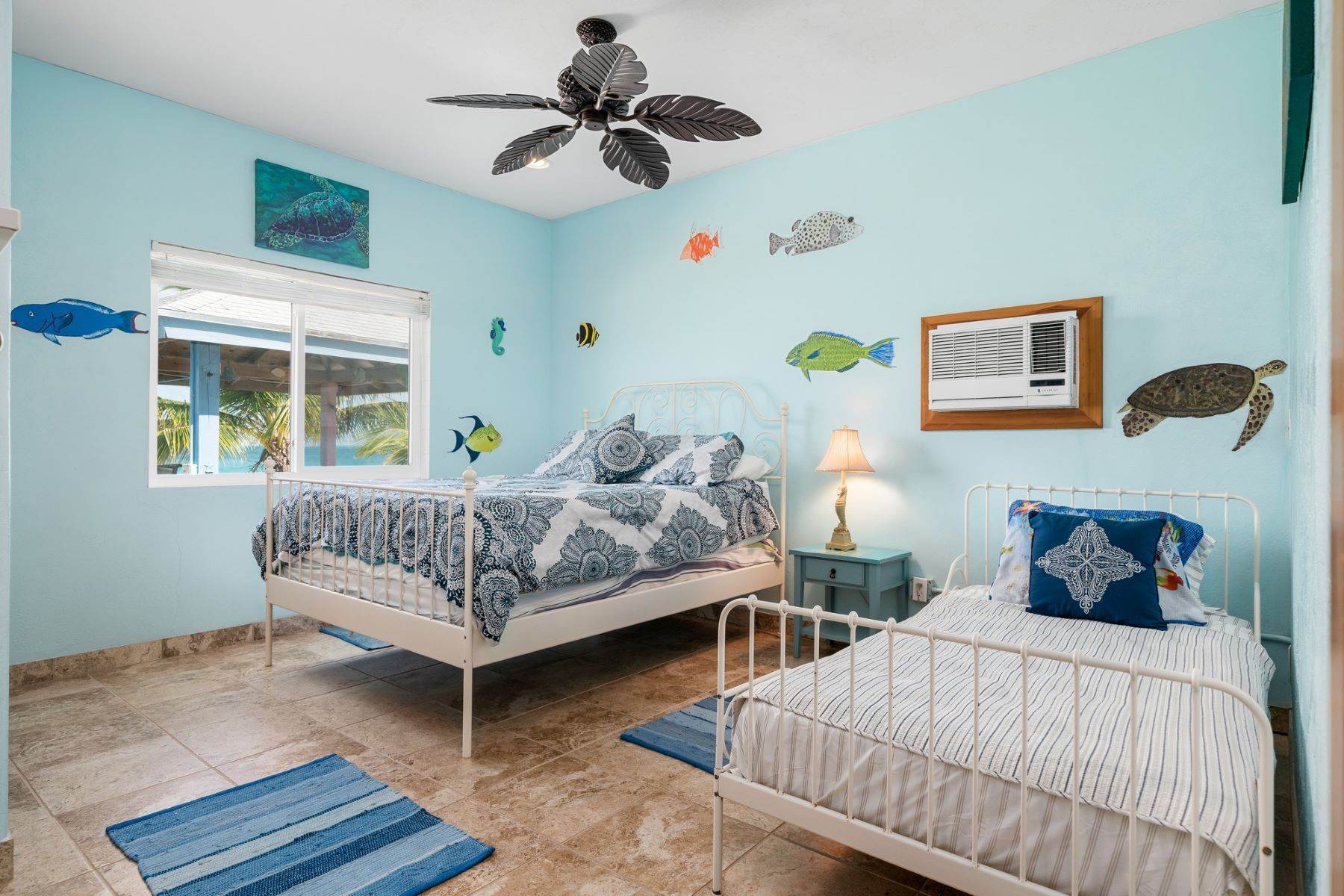 11. Single Family Homes pour l Vente à Seabreeze House in Bennett's Harbour Cat Island, Île Cat, Bahamas