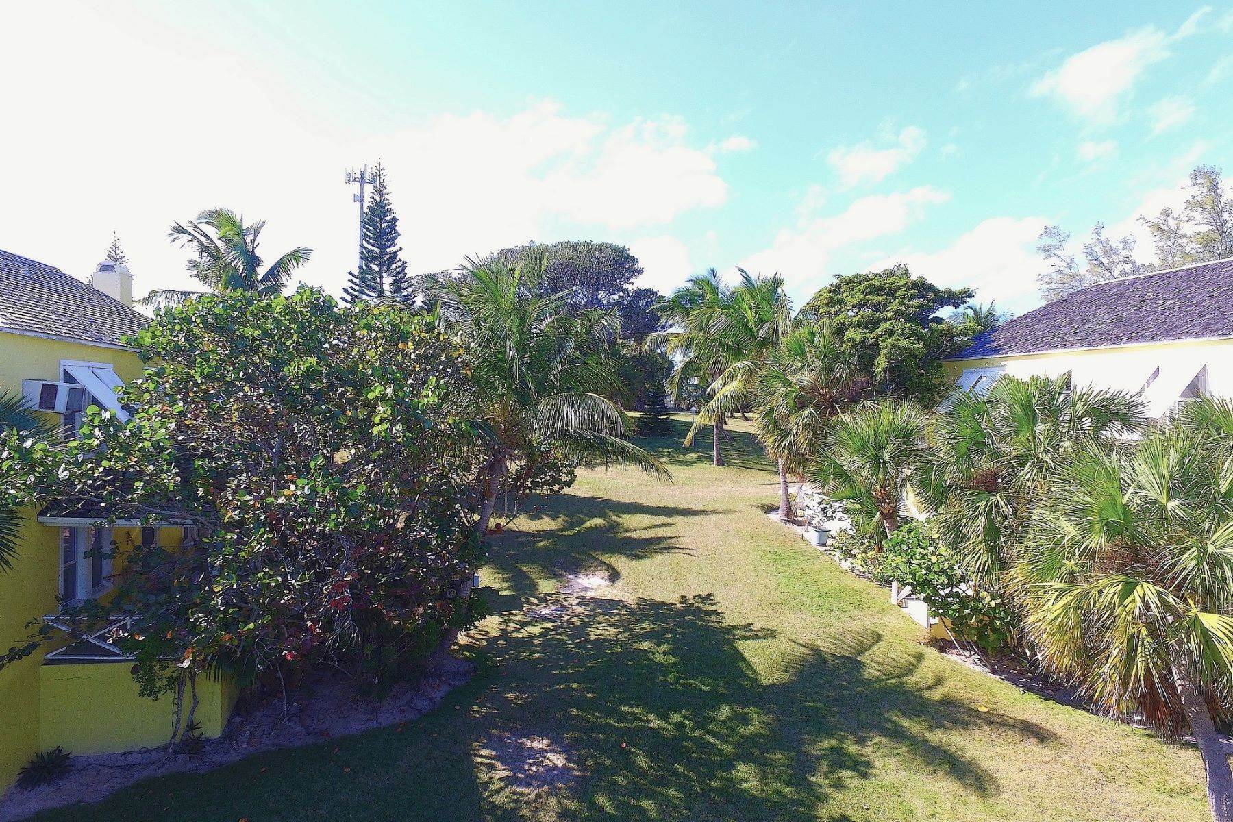 33. Single Family Homes for Sale at Harbour Island, Eleuthera, Bahamas