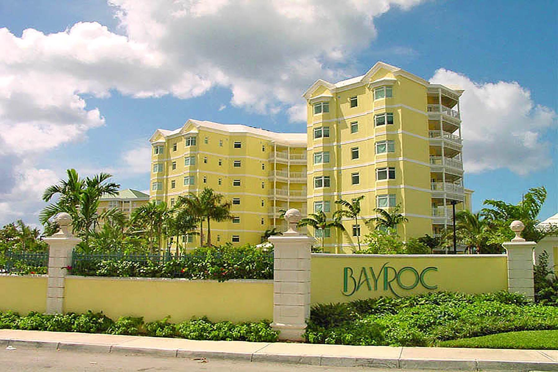 18. Condominiums for Sale at Bayroc, Roc Tower Bayroc, Cable Beach, Nassau and Paradise Island, Bahamas