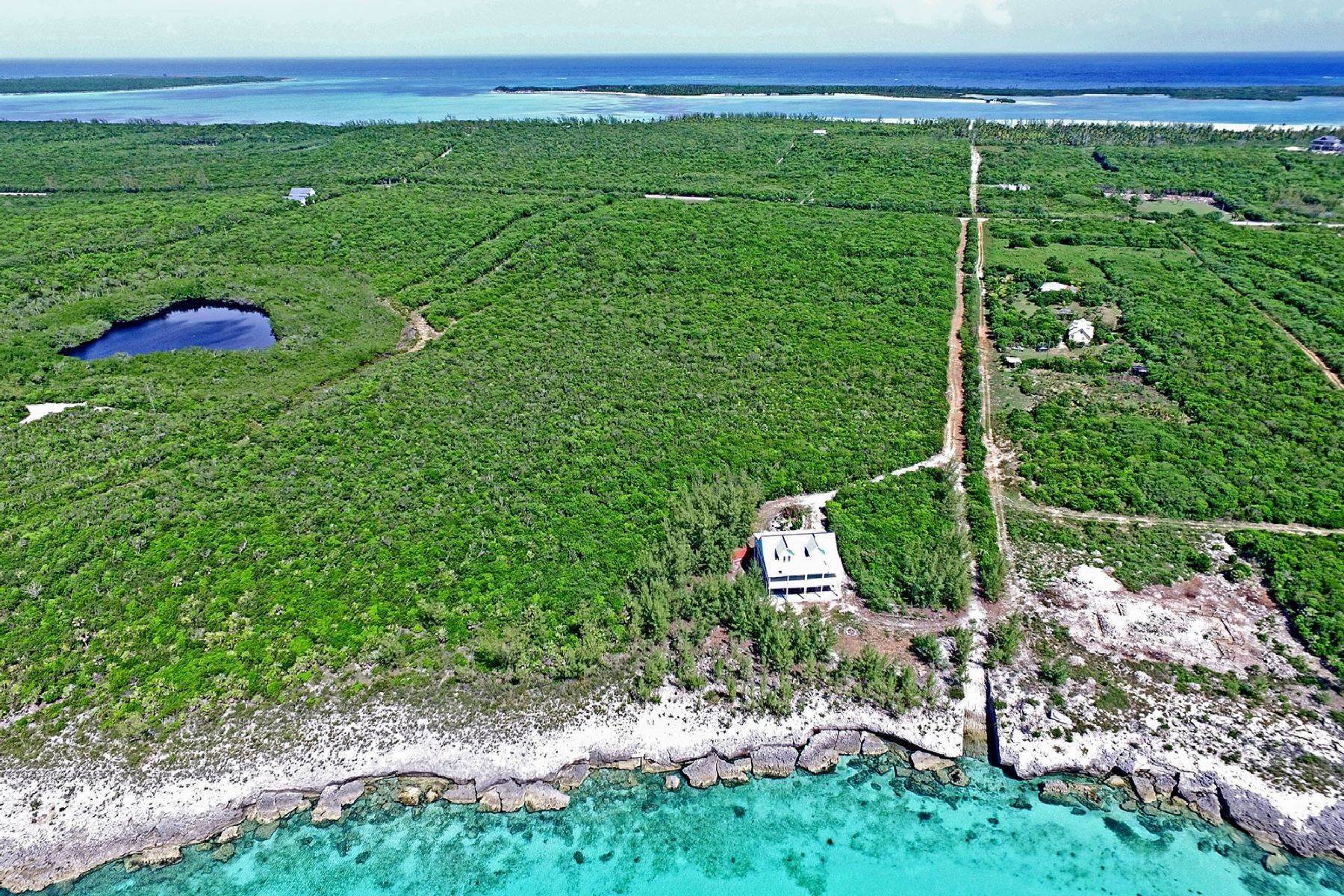 6. Single Family Homes pour l Vente à FOR THOSE WHO HAVE A VISION Savannah Sound, Eleuthera, Bahamas