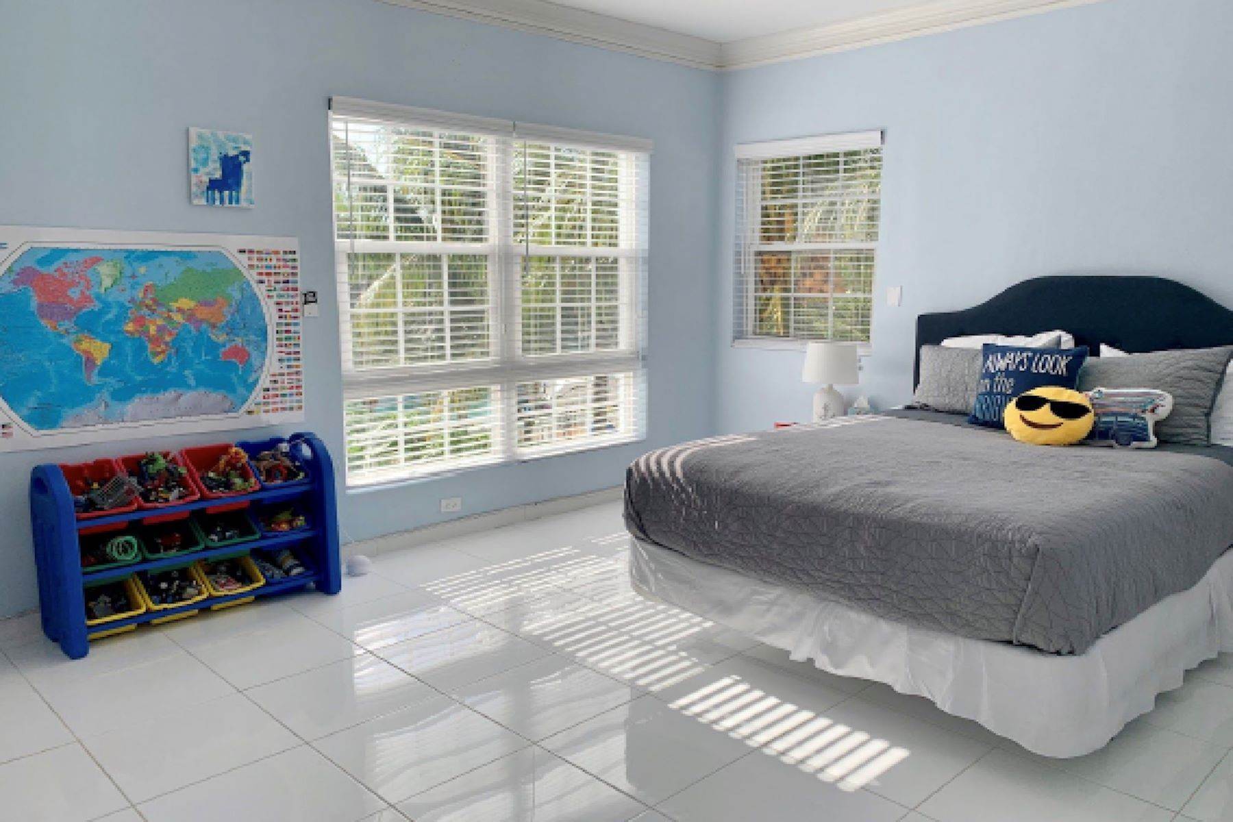 19. Single Family Homes at Sandyport, Cable Beach, Nassau and Paradise Island, Bahamas