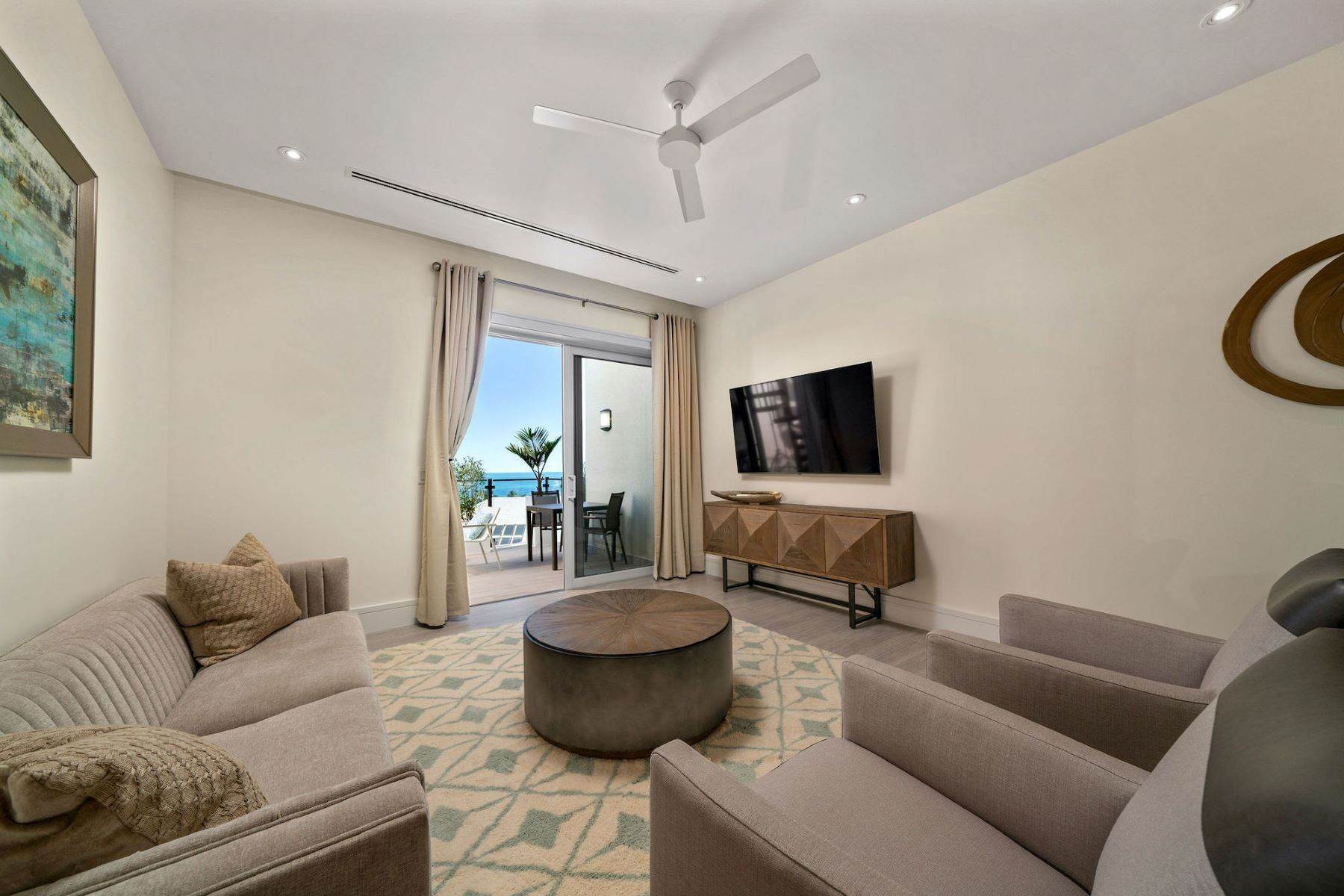 10. Condominiums for Sale at Penthouse 6 at Thirty Six Paradise Island, Nassau and Paradise Island, Bahamas