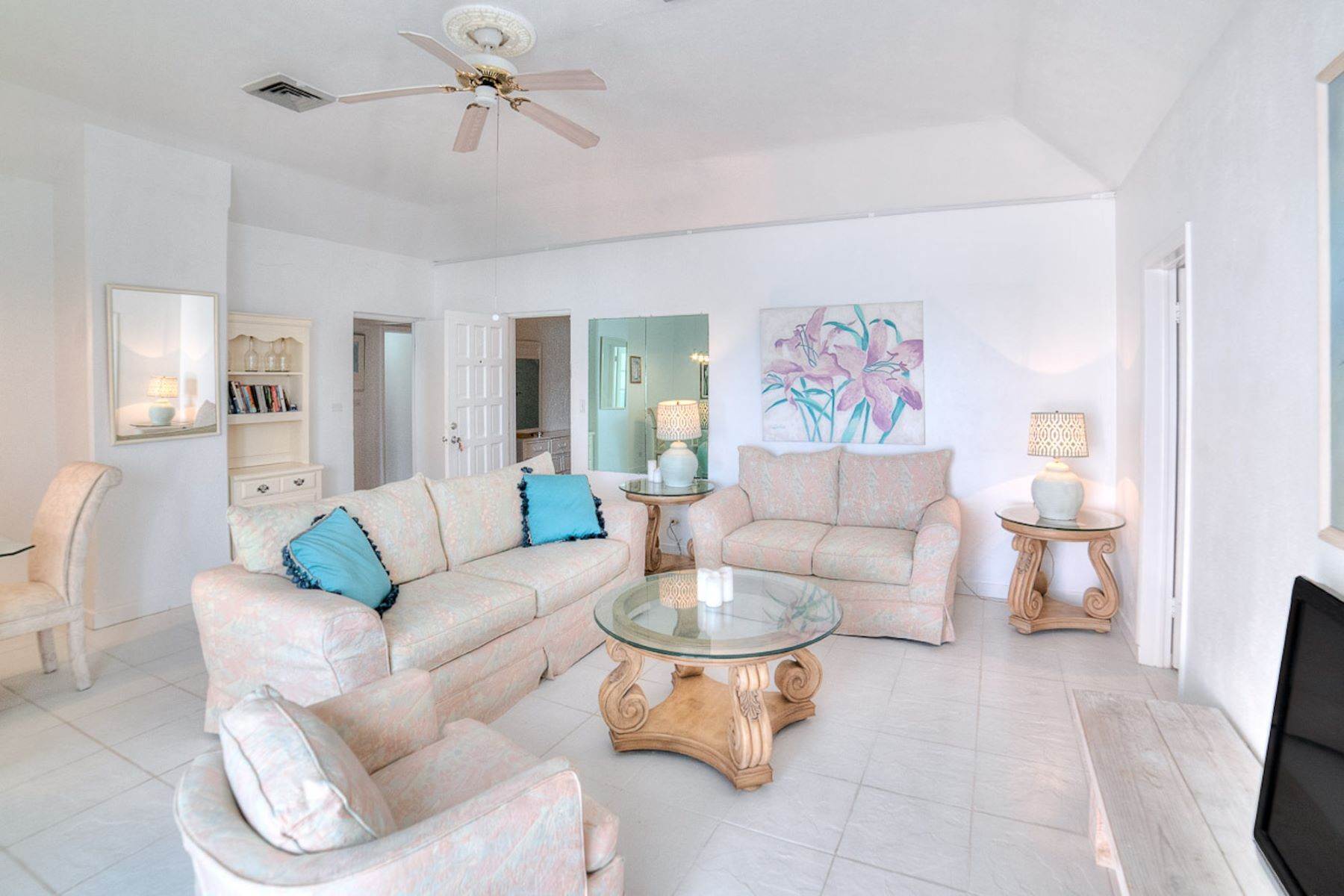 11. Multi-Family Homes 为 销售 在 Cable Beach, 新普罗维登斯/拿骚, 巴哈马